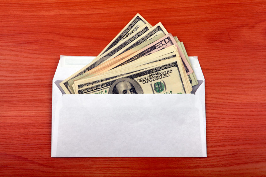 Get a Grip on Your Paycheck: Managing Your Allowance 10 Depositphotos 22452759 m 2015